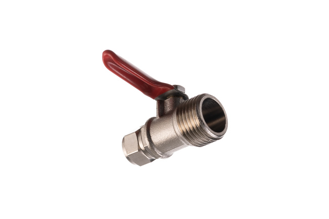 Вентиль 1/2" х 3/8" для подключения фильтров
