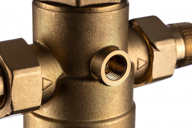 Фильтр Гейзер-Бастион 7508205233