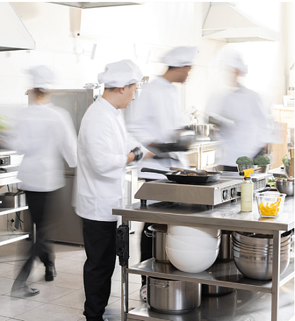 Накипь не простит ошибки: как водоподготовка защищает сердце кухни отеля.