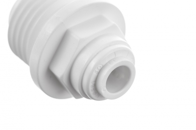 Фитинг прямой 1/4-1/2 трубка-резьба MC0407