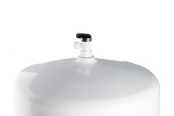 Бак накопительный Гейзер 20G