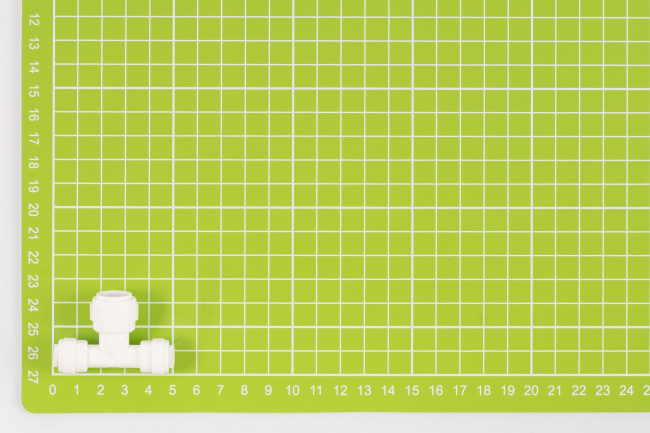 Тройник 1/4-1/4-1/4 трубка-трубка-трубка UT0404