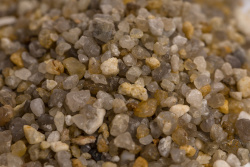 Кварц зернистый 2-5 мм отмытый