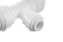 Тройник 3/8-1/4-3/8 трубка-трубка-трубка UT0406