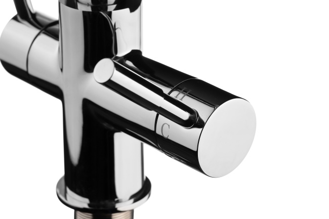 Гейзер Lux смеситель для кухни с подключением к фильтру с питьевой водой