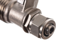 Вентиль 1/2" х 3/8" для подключения фильтров Вентиль 1/2" х 3/8" для подключения фильтров