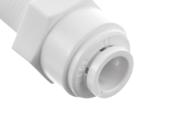 Фитинг прямой 1/4-1/8 трубка-резьба MC0402